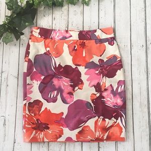 Ann Taylor LOFT Floral Watercolor Pencil Skirt NWT